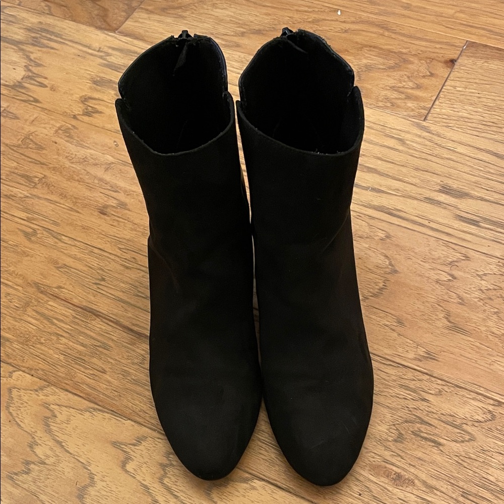 Old Navy Black Suede-Look Ankle Booties